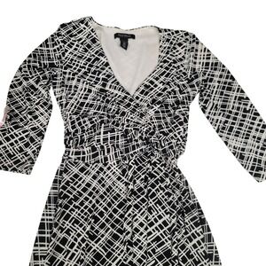 White House Black‎ Market Dress Size 2 Black White Pattern 3/4 Sleeve Career